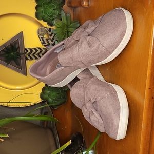 Skechers memory foam slip ons